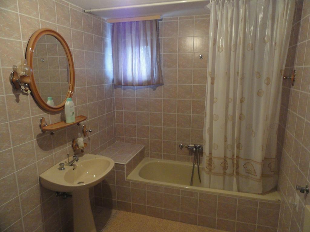 Apartma Skubin Apartment Kobarid Room photo